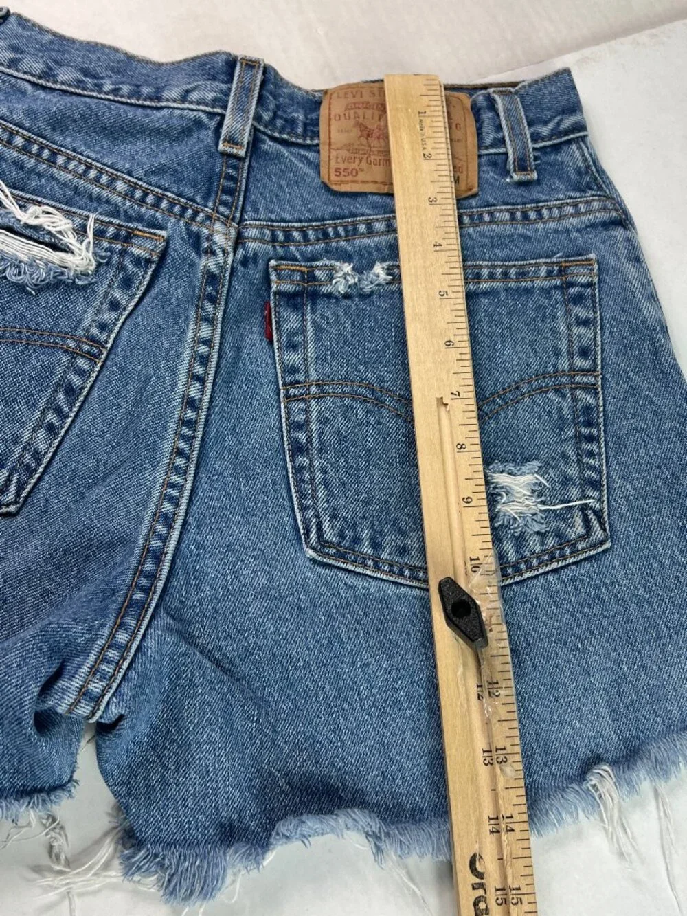 Y2K Levi's Jean Shorts Women 27* High Rise Blue Distressed Jorts USA Made Tag 10